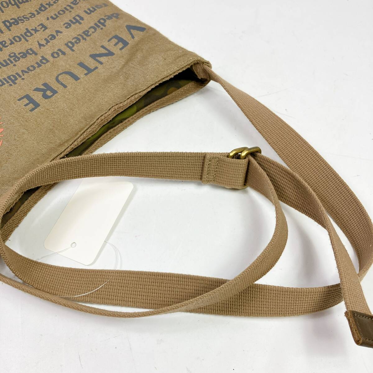 2565◯ HUNTING WORLD ハンティングワールド ショルダーバッグ キャンバス ブラウンカーキ 英字プリント ユニセックス 迷彩柄 カモフラ_画像10