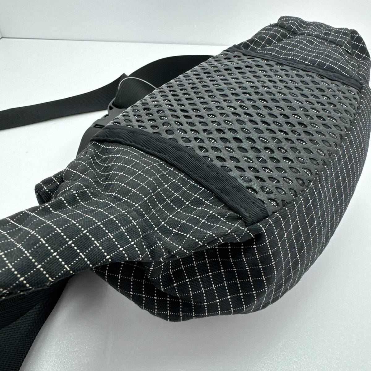 d13◯ GREGORY グレゴリー ウエストバッグ ウエストポーチ ブラック 黒 ユニセックス ファスナー ランニングポーチ バックル コットン_画像7