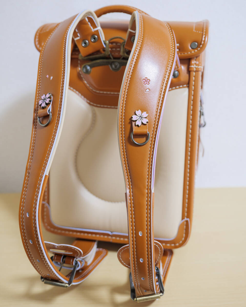 ランドセル 女の子用【開封のみ未使用】 スリジエ 桜 Cerisier ライトキャメル 京都ランドセル工房_画像4