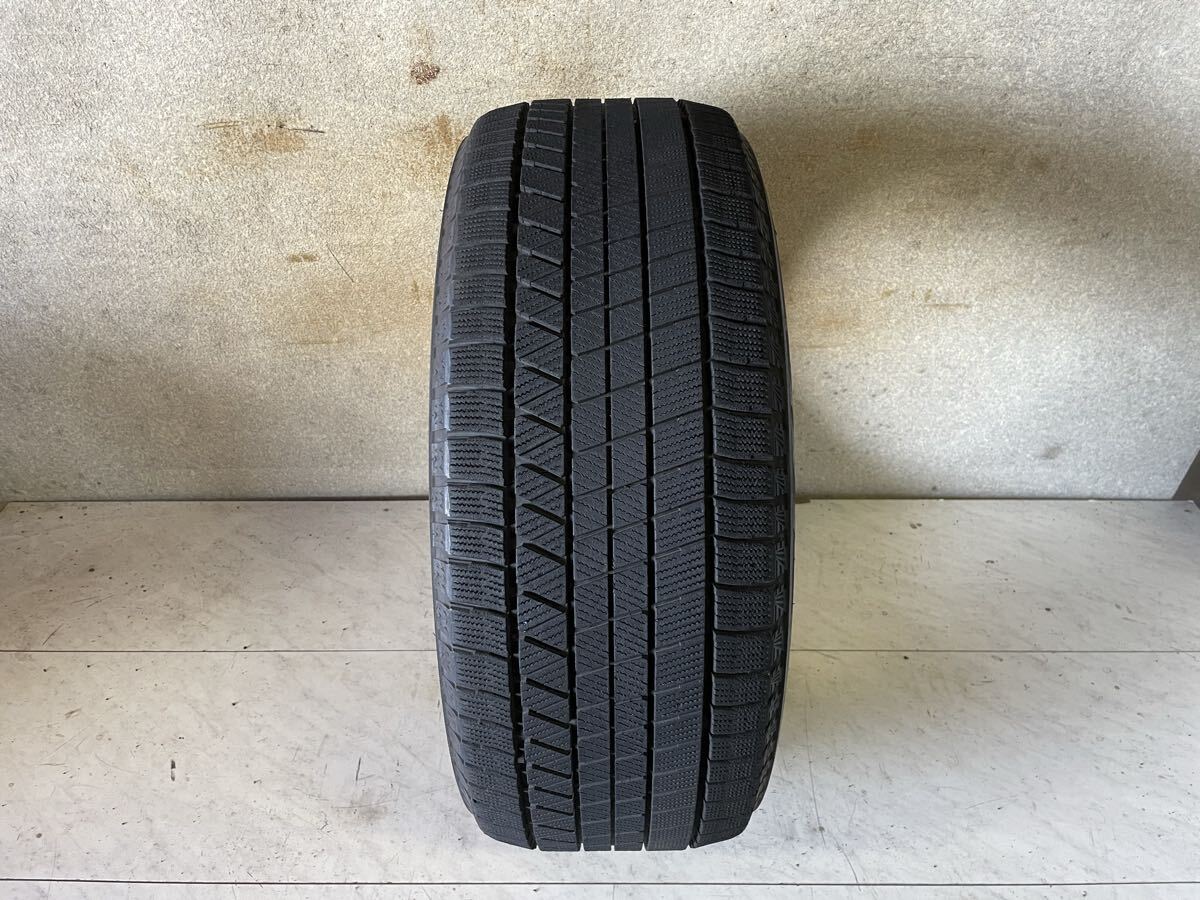235/50R18 97Q ブリジストン BLIZZAK VRX3 2022年製 中古1本 スタッドレス 235/50/18 (T594)_画像1