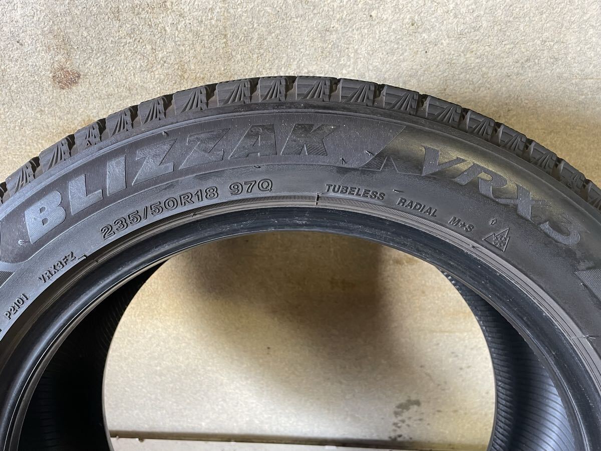 235/50R18 97Q ブリジストン BLIZZAK VRX3 2022年製 中古1本 スタッドレス 235/50/18 (T594)_画像5
