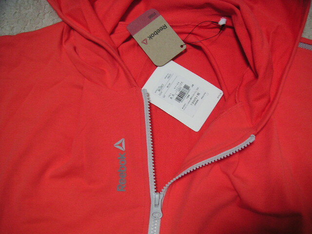 【新品】定価8,690円★リーボック★スウェット・パーカー（オレンジ）★Ｓ【Reebok】_画像2