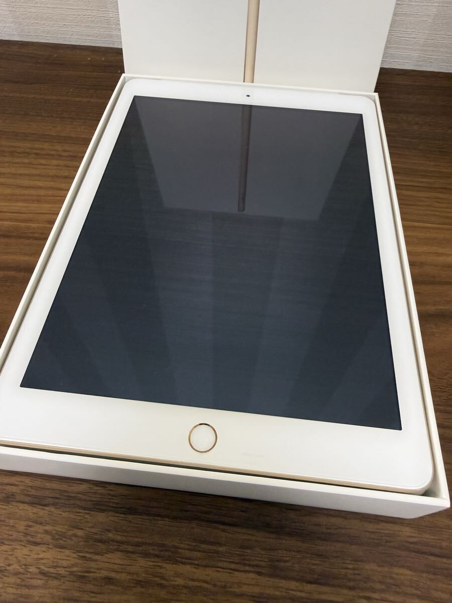 * iPad 128GB no. 5 поколение Wi-Fi+Cellular б/у *