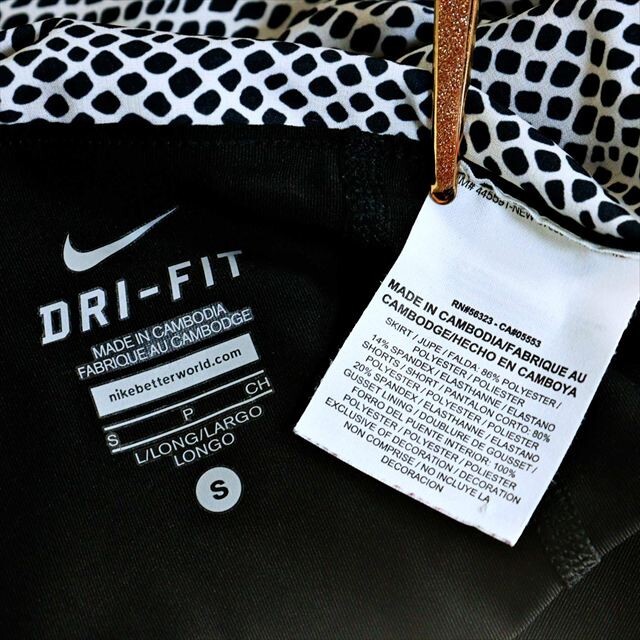 BE5-G47☆//NIKEナイキ♪DRI-FIT*可愛いフレアデザイン*ジオメトリック柄*スパッツ一体型スコート※一番安価な送料はゆうパケットなら280円_画像6