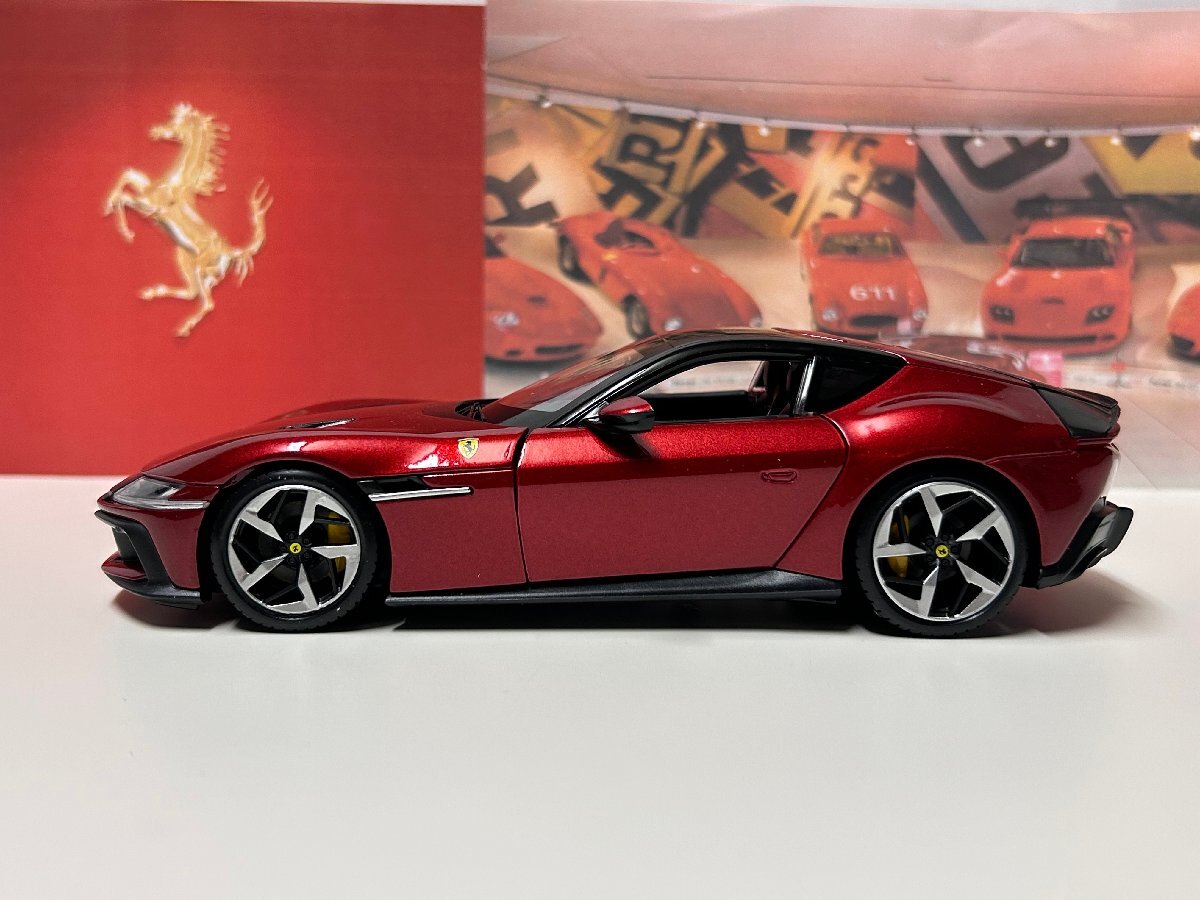 Burago 1/24 Ferrari 12Cilindri красный металлик BBurago Ferrari Chile ndoli миникар 