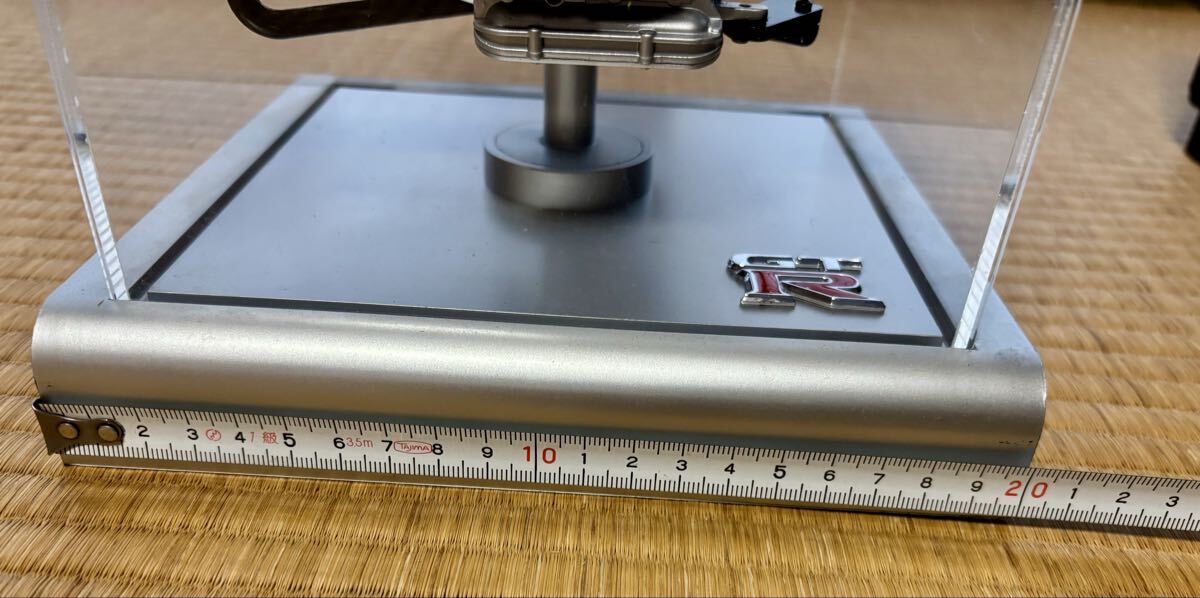 【美品】イーグルモス ”週刊『NISSAN R35 GT-R VR38DETT』”エンジン アクリルケース・エンジン音再生台座付 2013年刊行_画像6