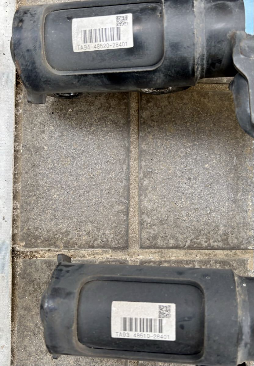 【走行少】エスティマハイブリッド(AHR20W)Ⅲ型 アエラス プレミアムED純正サスペンション一式 走行37,396km 過走行車のリフレッシュに_画像3