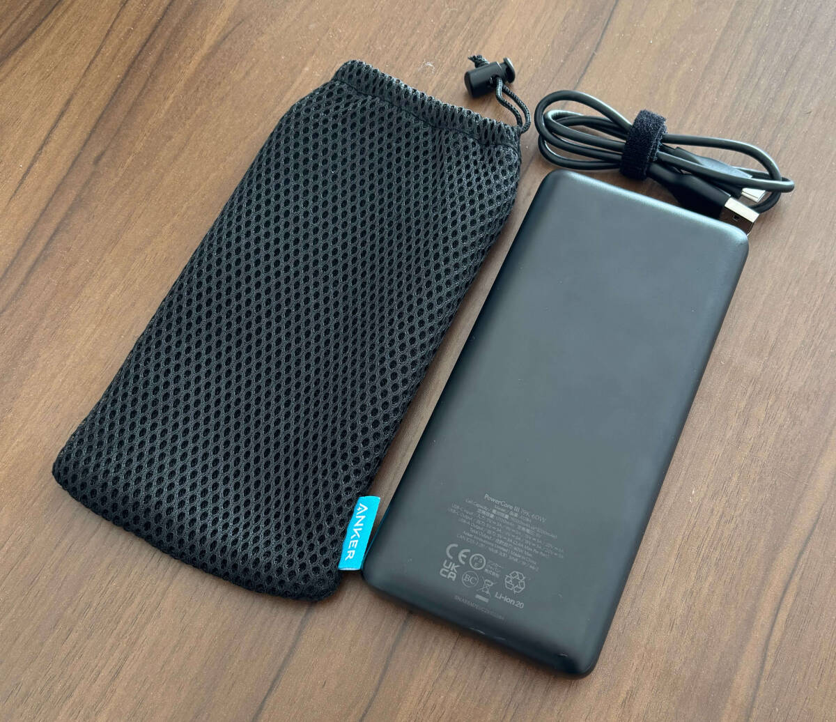モバイルバッテリー Anker PowerCore III 19200 60W_画像2
