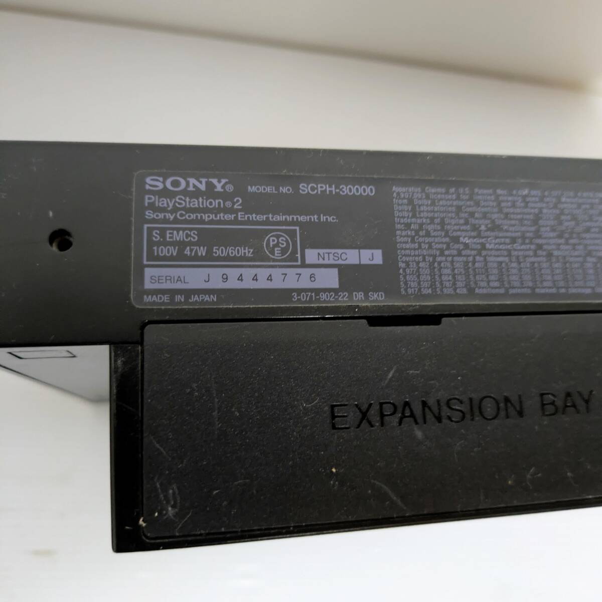 aa096【ジャンク】SONY PlayStation2 SCPH-30000 コントローラー(グリーン)付き 3個 ソフト22個付き_画像4