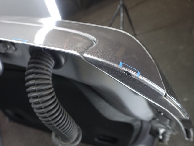 9355　プジョー 2008 クロスシティ　A94HN01　バックドア　リアゲート　リヤゲート　フィニッシャー付　KCA　（F2-2）_画像6