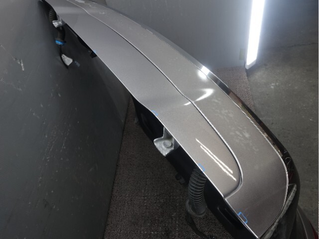 9355　プジョー 2008 クロスシティ　A94HN01　バックドア　リアゲート　リヤゲート　フィニッシャー付　KCA　（F2-2）_画像8