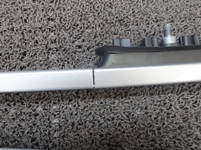 9355　プジョー 2008 クロスシティ　A94HN01　ルーフレール左右　KCA_画像2