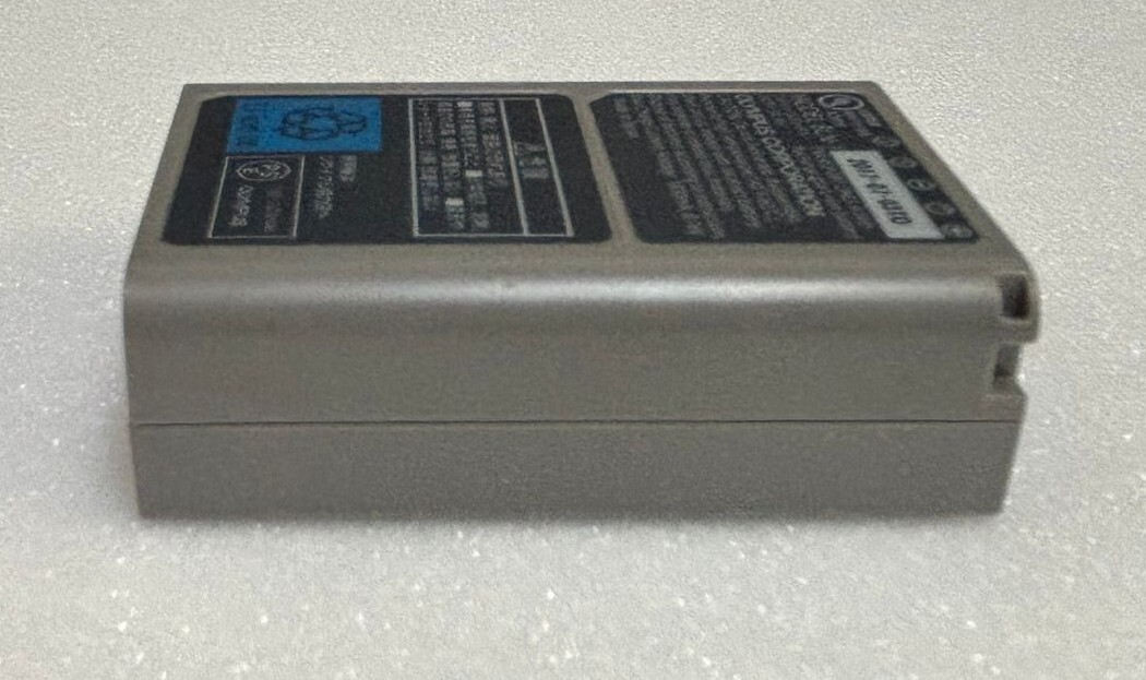 オリンパス OLYMPUS BLN-1 純正 リチウムイオン充電池 充電動作確認済 中古美品 送料無料 北海道 沖縄 離島不可_画像5