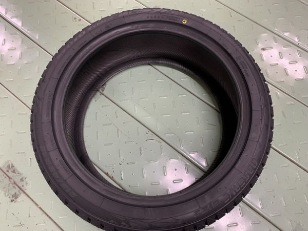 * самовывоз включая доставку * местного производства новый товар 24 год производства 215/45R18 89Q(215/45-18)4шт.@ Toyo TOYO GIZ2 замена шин [ зимний ] зимний Noah Voxy 