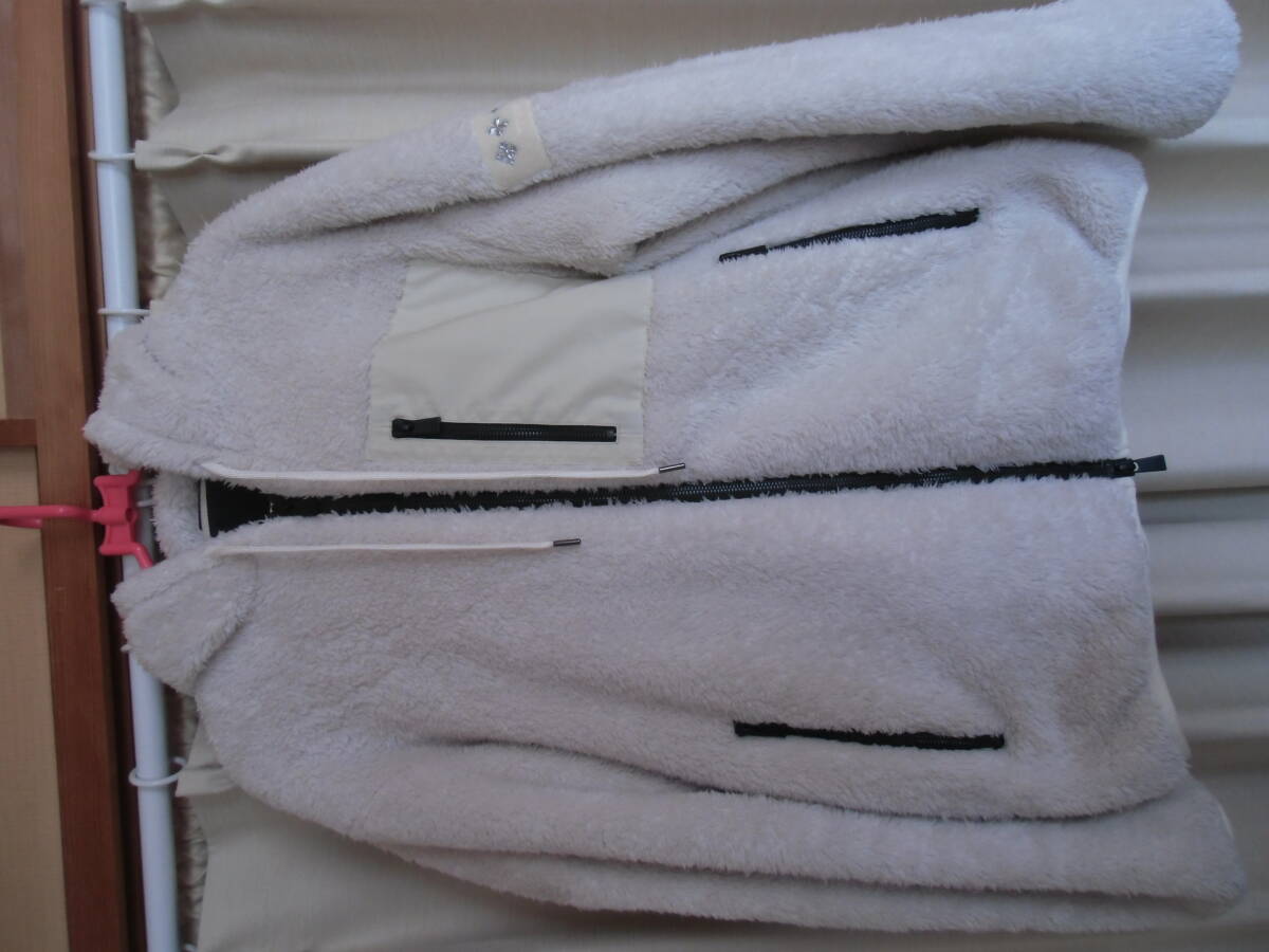 TATRAS タトラス・ ボア フリース パーカー ジャケット　ホワイト 起毛 ダブルジップ 背面ロゴ 肩ロゴワッペン サイズ　02（L相当）_画像1