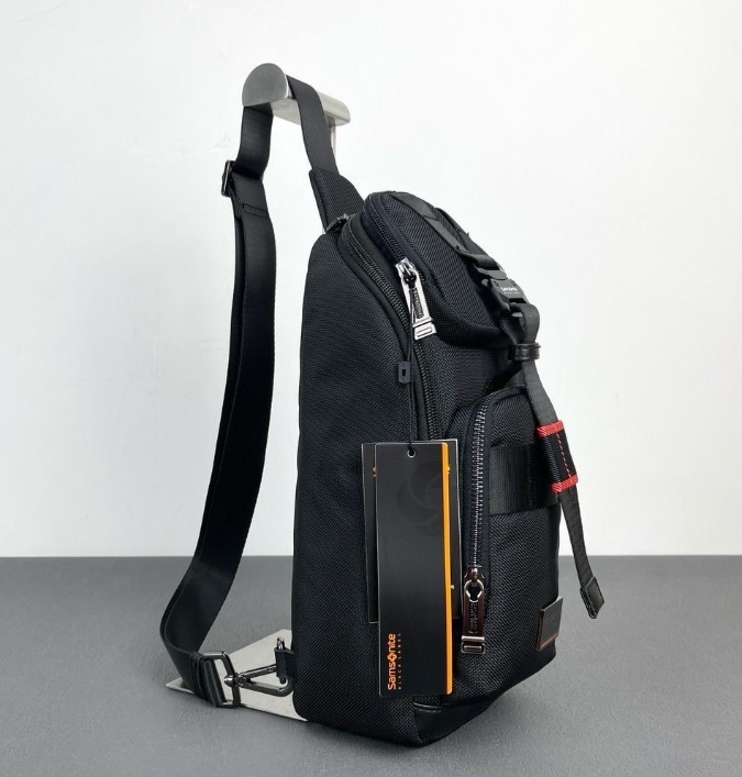 samsonite サムソナイト バーチカル バリステックナイロン ボディバッグ 黒 未使用_画像6