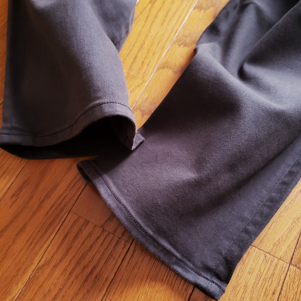 【新品】BAYFLOW Lサイズ B-FLEX セミワイドパンツ ストレッチ チャコール ベイフロー リラックスシルエット_画像5