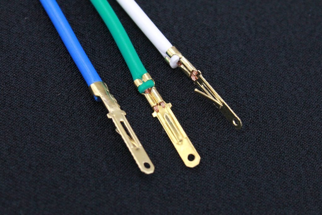 送料格安 3ピン ウインカーリレー カプラー変換ハーネス H4 305型 110型 H-4カプラー 配線 コの字型 ソケット_画像7