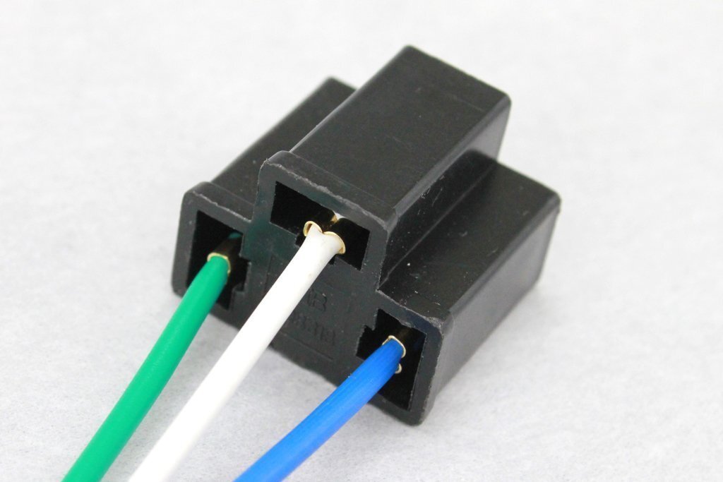 送料格安 3ピン ウインカーリレー カプラー変換ハーネス H4 305型 110型 H-4カプラー 配線 コの字型 ソケット_画像9