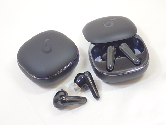 11193[i]動作品 Anker アンカー SoundCore サウンドコア Liberty 4 A3953 Bluetooth ワイヤレス イヤホン 黒 ブラック 2点セット♪_画像1