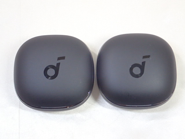 11193[i]動作品 Anker アンカー SoundCore サウンドコア Liberty 4 A3953 Bluetooth ワイヤレス イヤホン 黒 ブラック 2点セット♪_画像2