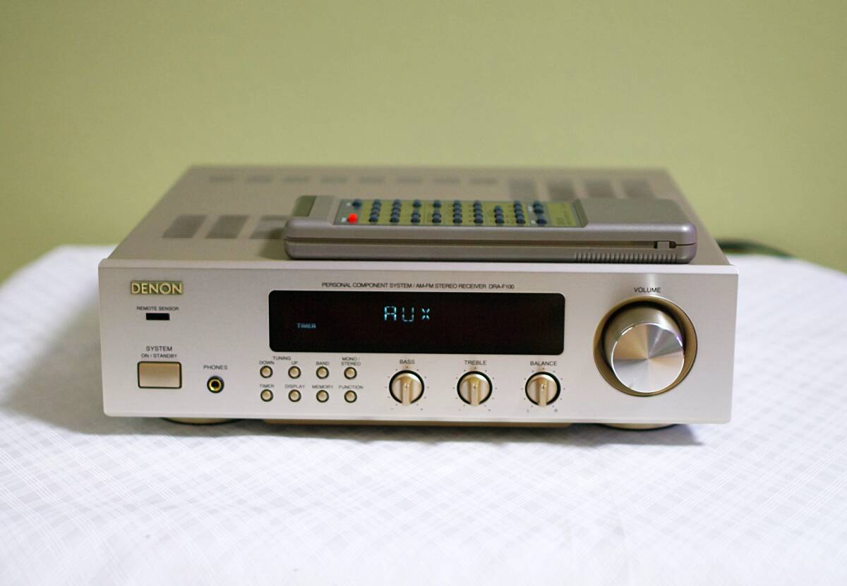 綺麗です！★DENON/デノン PHONO端子付き チューナー搭載コンパクトアンプ DRA-F100★音出し確認済み_画像1