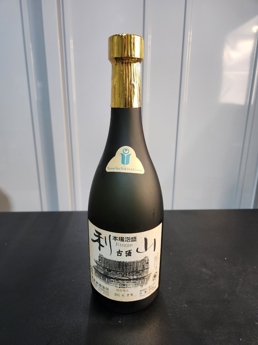  выгода гора Rizzan старый sake 2007 год ..720ml 40 раз .. sake структура подлинный Awamori brandy долгое время .. Old бутылка нераспечатанный 
