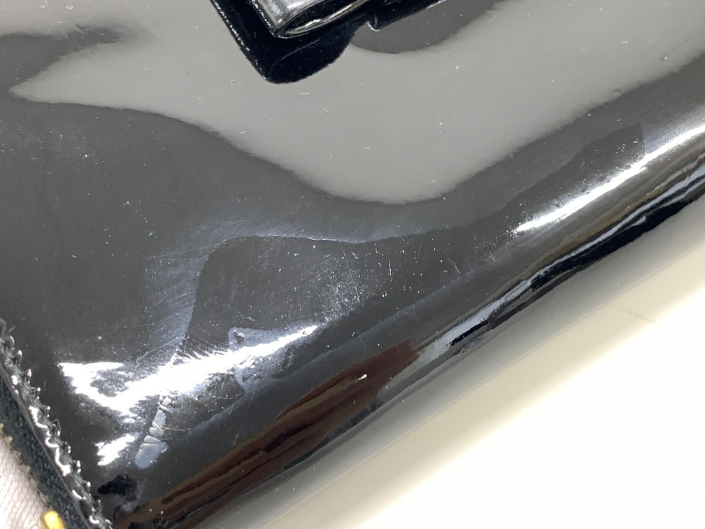 miu miu MiuMiu эмаль раунд Zip длинный кошелек [ б/у ] оттенок черного чёрный × розовый лента женский бренд мелкие вещи GIN56337