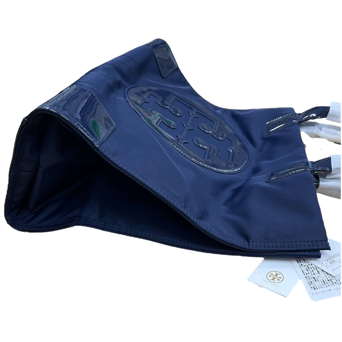 ◎未使用品◎ TORY BURCH トリバーチ トートバッグ エナメル ナイロン ロゴ ネイビー系 coHM5042COB_画像3