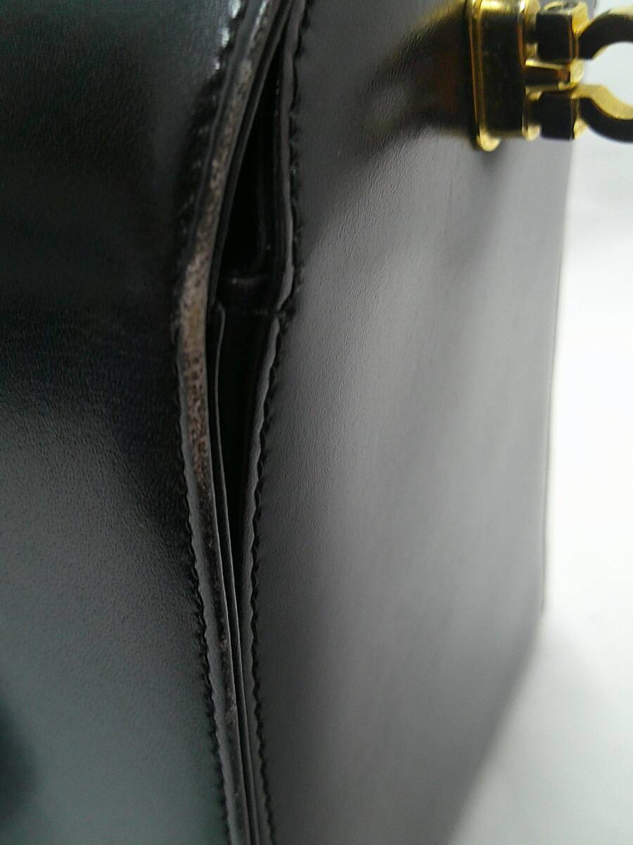 ☆中古品☆ Salvatore Ferragamo フェラガモ ガンチーニ レザー ミニ ボストンバッグ 黒 ブラック KNK549H_画像6