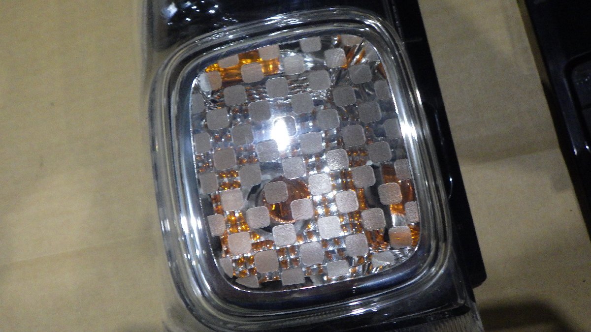 売り切り！！スペーシア　MK53S　左右テールランプセット！　テールライト　コイト　koito 220-5938_画像4