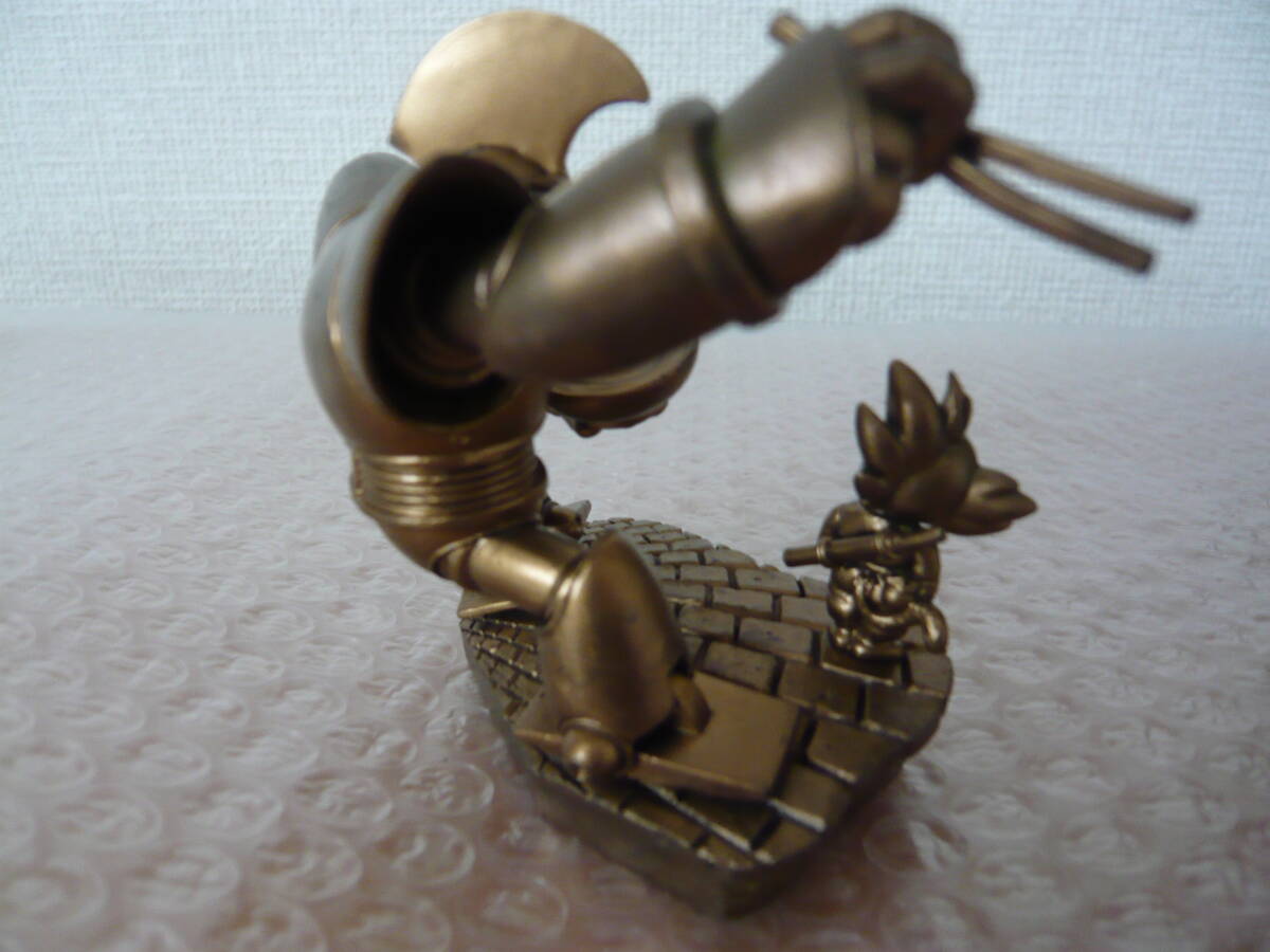 ドラゴンボールカプセル　メモリーズ編　ウーロン巨大ロボ　ブロンズVer_画像3