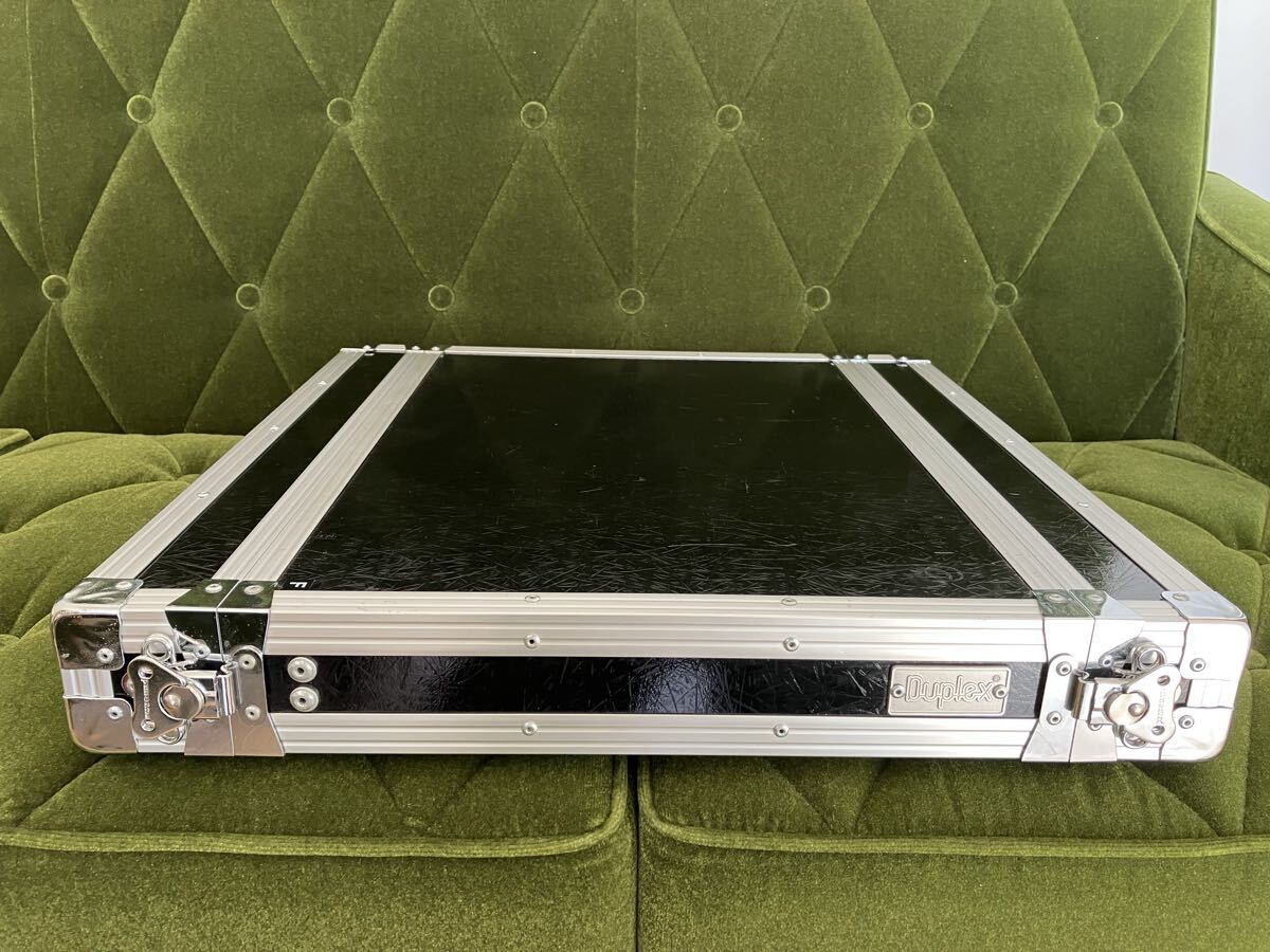 DUPLEX (te.-p Rex ) 1U rack case 