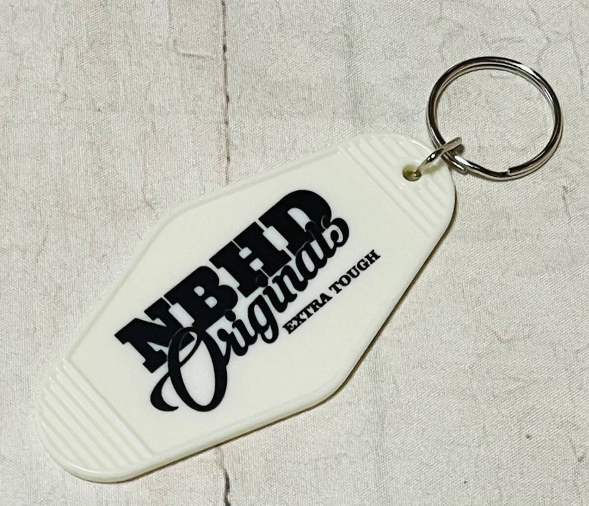 【NRIGHBOHOOD】キーホルダー ネイバーフッド 新品未使用 ホワイト_画像1