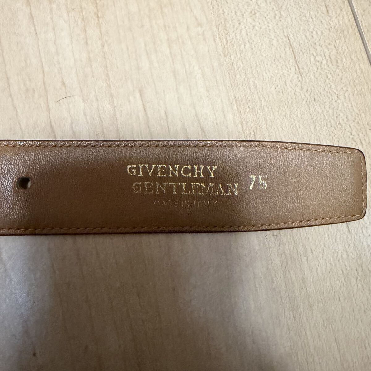 激安 格安 GIVENCHY ジバンシー レザーベルト ベルト ブラウン レザー LEATHER 茶色 本革 イタリア製_画像3