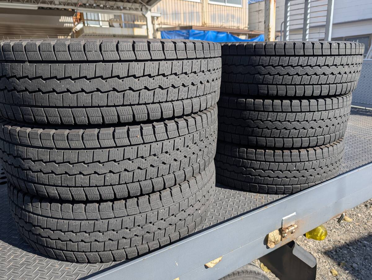 ダンロップ24年製造☆ウインターマックスLT03☆205/70R17.5_画像1