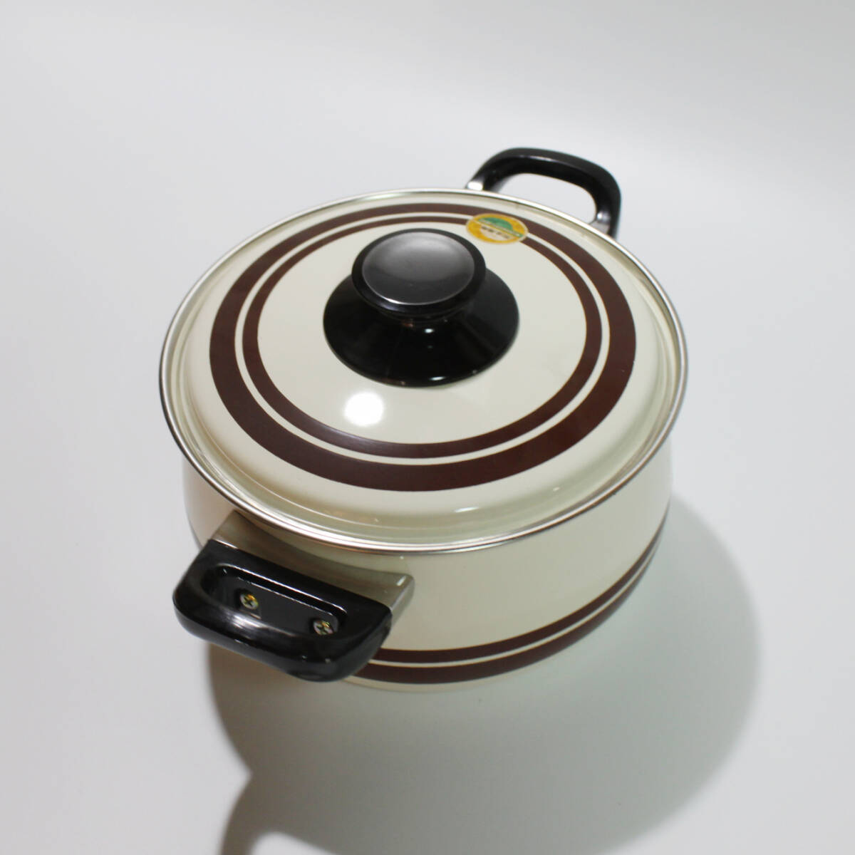 [ бесплатная доставка ] коралл -to-ki20cm сигнал low кастрюля кастрюля с двумя ручками Showa Retro неиспользуемый товар эмаль 2.8L Misato керамика текущее состояние товар подлинная вещь 