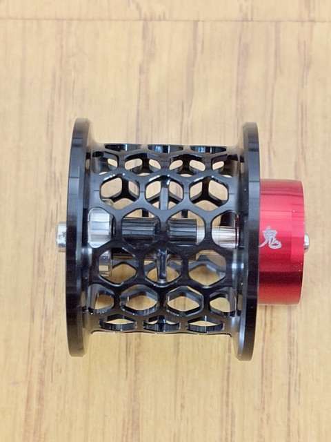 メガバス Megabass　CARROZZERIA CUSTOM PARTS HONEYCOMEB BAIT FINESSE SPOOL for IS　ハニカム　ベイトフィネス　スプール　モノブロック_画像6