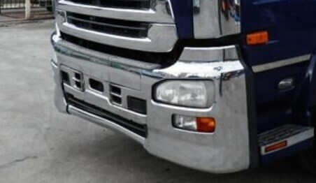 新品即納！日産 UDトラックス クオン メッキ サイドバンパー 左右セット 運転席/助手席 エアダム一体型 H17.1～H29.3 デコトラ U0469D_画像5