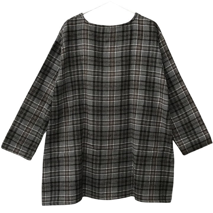 ■新品■ チェック柄 長袖 チュニック 3Lサイズ 大きいサイズ 秋冬 グレー 茶白黒 カットソー 起毛 フランネル レディース 婦人 ミセス 105_画像2