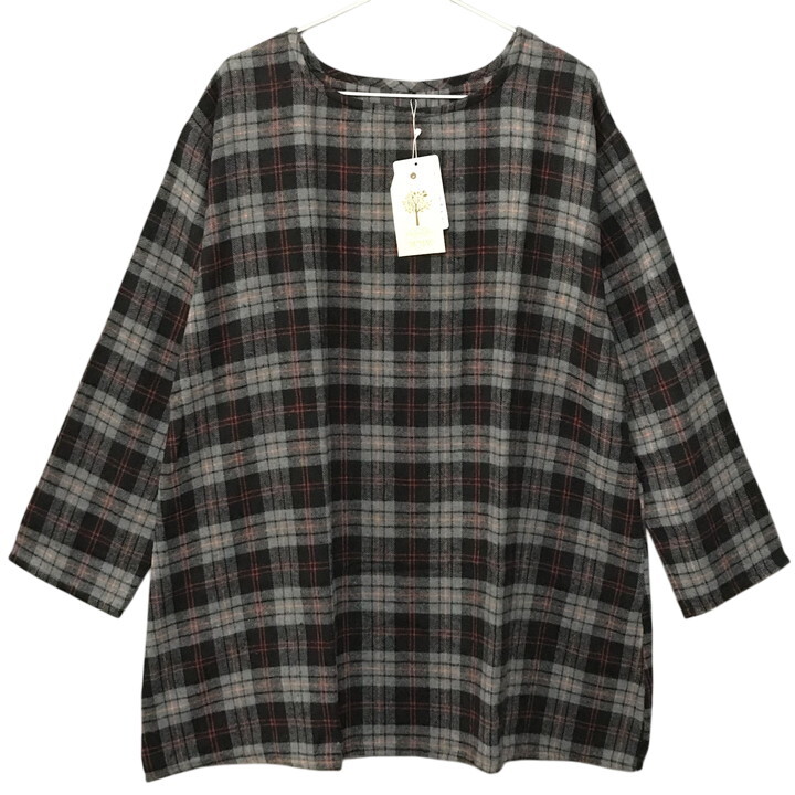 ■新品■ チェック柄 長袖 チュニック 3Lサイズ 大きいサイズ 秋 冬 春 グレー 赤 カットソー 起毛 フランネル レディース 婦人 ミセス 103_画像1