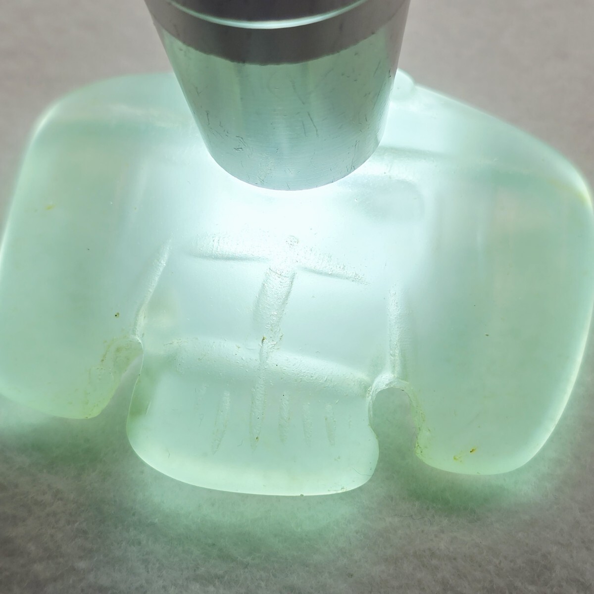 希少 本物高古瑠璃 漢瑠璃 玉 フクロウ 鳥 根付 装身具 激安_画像2