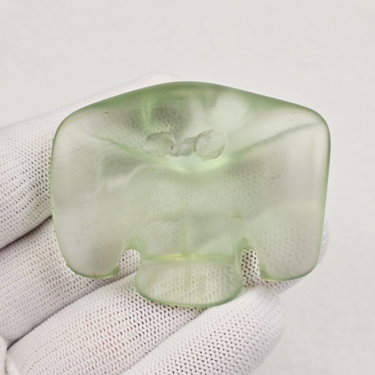 希少 本物高古瑠璃 漢瑠璃 玉 フクロウ 鳥 根付 装身具 激安_画像3