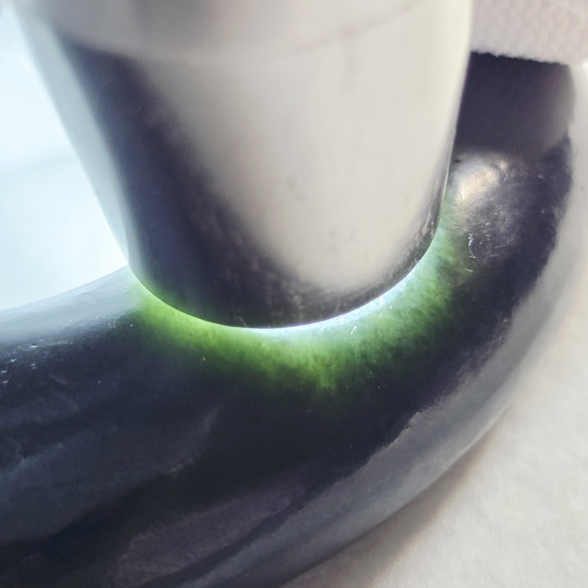 收集品 縄文、弥生、古墳、須恵器、緑の濃い 透明感質感良い 墨翠碧玉 丁字頭勾玉_画像2