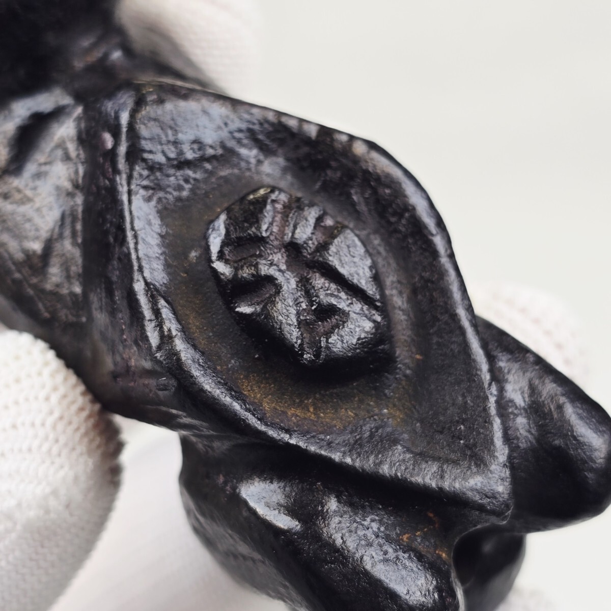 高古石器 黒曜石 高磁性 墨玉 手彫 紅山文化女人物像 根付 母系時代 生殖崇拝_画像3