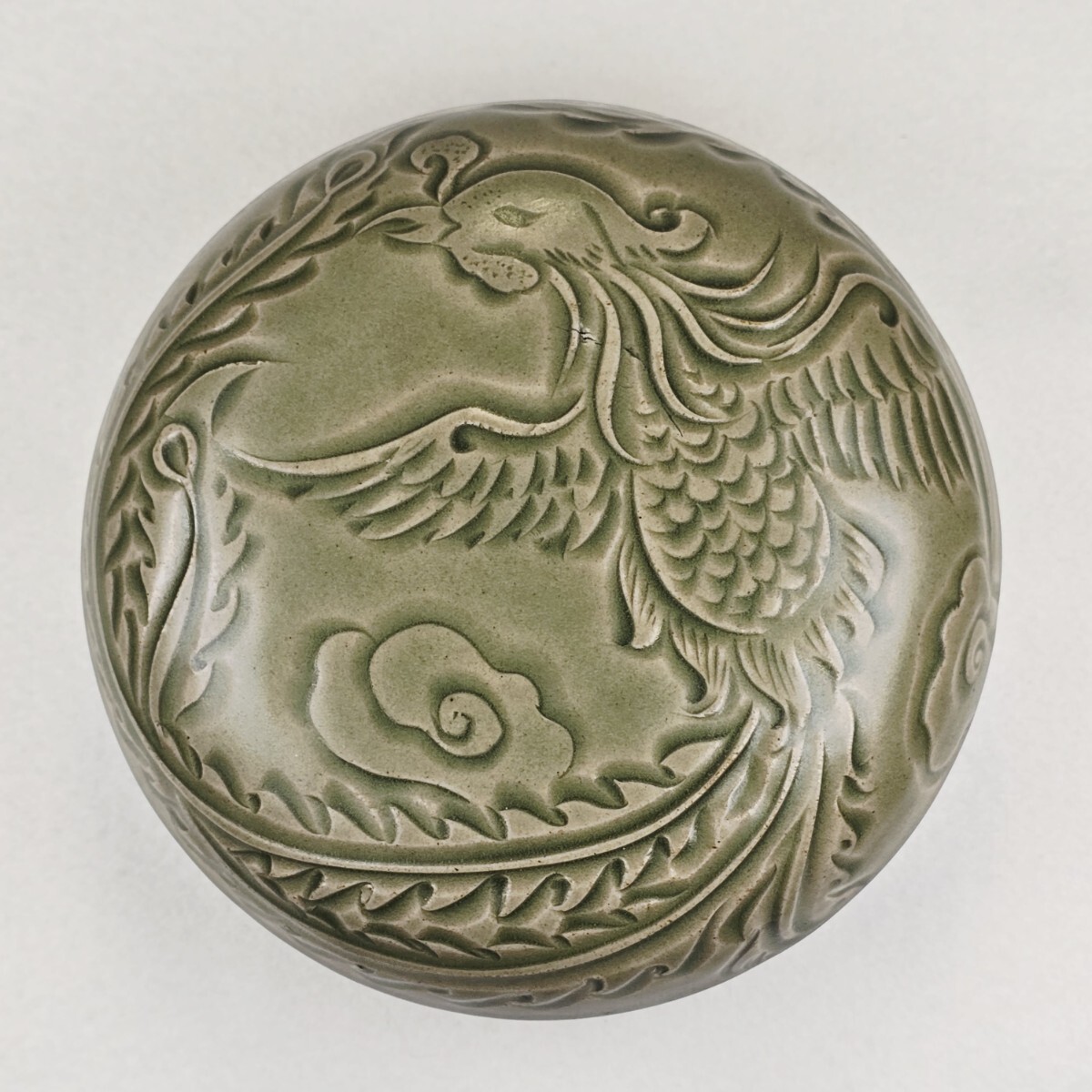 美品 中国古磁 耀州窯 青磁 釉下彫鳳紋 大捧合 大香合 茶菓合 希少_画像1
