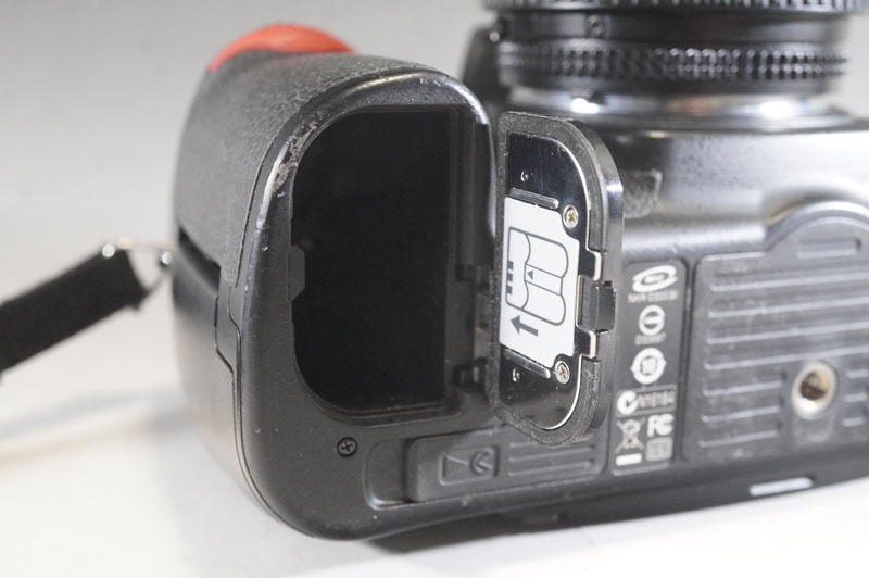 1円~【L804】Nikon/ニコン　D300　/AF　NIKKOR　70-210mm　1:4-5.6　/AF　NIKKOR　35-70mm　1:3.3-4.5　デジタル一眼レフカメラ_画像6