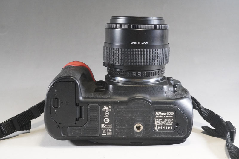 1円~【L804】Nikon/ニコン　D300　/AF　NIKKOR　70-210mm　1:4-5.6　/AF　NIKKOR　35-70mm　1:3.3-4.5　デジタル一眼レフカメラ_画像5