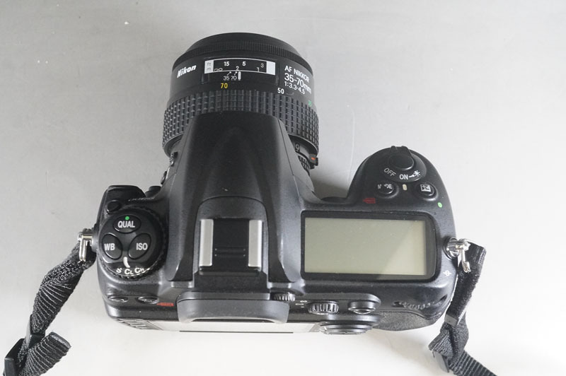 1円~【L804】Nikon/ニコン　D300　/AF　NIKKOR　70-210mm　1:4-5.6　/AF　NIKKOR　35-70mm　1:3.3-4.5　デジタル一眼レフカメラ_画像4