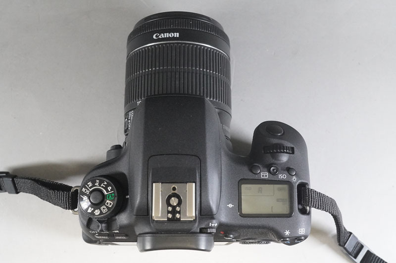 1円~【L819】Canon キャノン EOS 8000D デジタル一眼レフ /EF-S 18-55mm 1:3.5-5.6 /EF-S 55-250mm 1:4-5.6 バッテリー・充電器・取説付_画像5